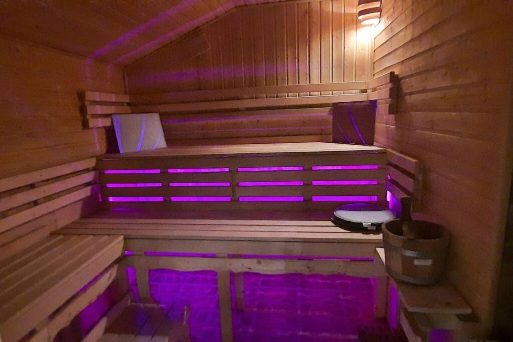 Bungalow Mit Sauna In Einer Ruhige Wald Lage. Grossnaundorf Buitenkant foto