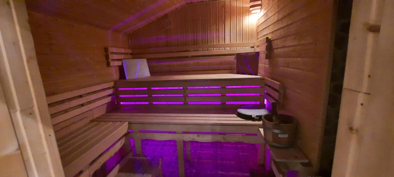 Bungalow Mit Sauna In Einer Ruhige Wald Lage. Grossnaundorf Buitenkant foto